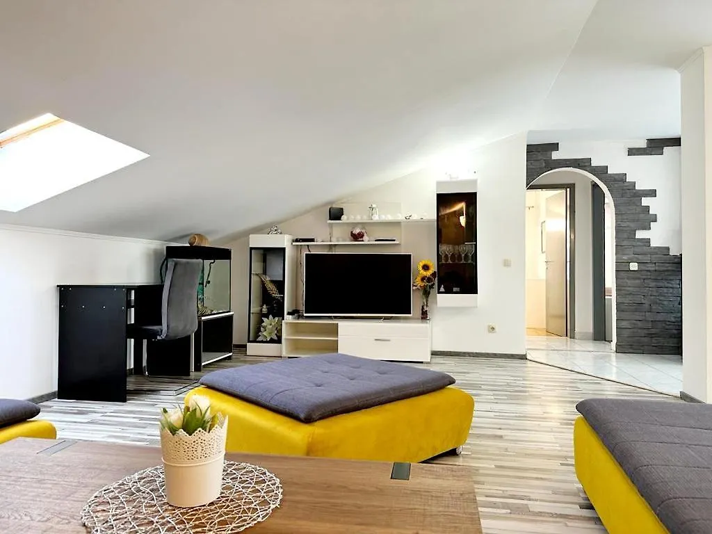 Apartment Nadalina Kastela Croatia