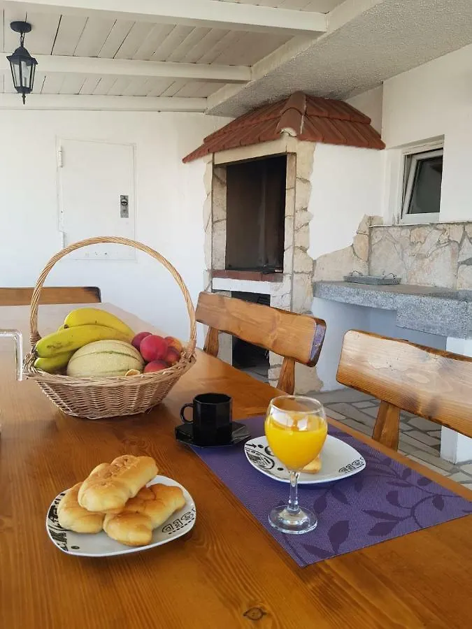 Apartment Nadalina Kastela